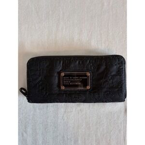 Marc by Marc Jacobs Black Quilted Nylon Zip Around Long Wallet Workwear Plaque